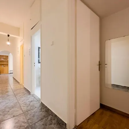 Pafou Cozy 102 Sqm Apt In *